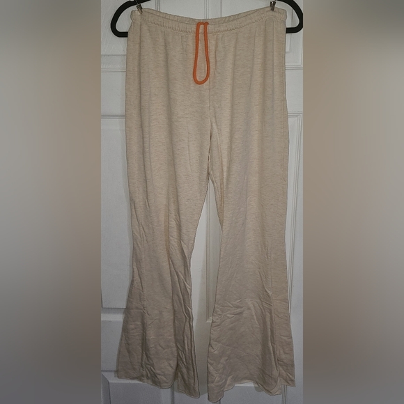 Aerie flared sweatpants cream large - Picture 1 of 1